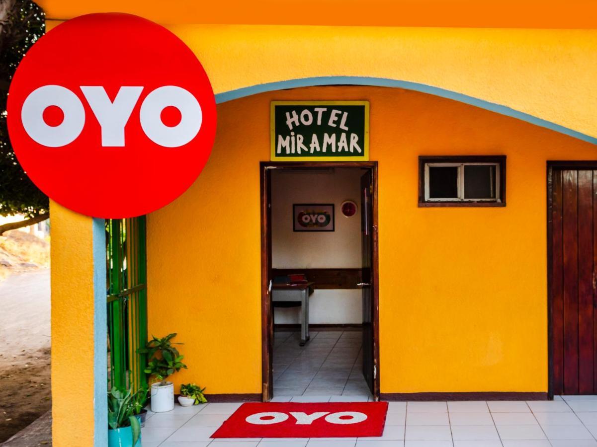 Oyo Hotel Miramar, Loreto لوريتو المظهر الخارجي الصورة